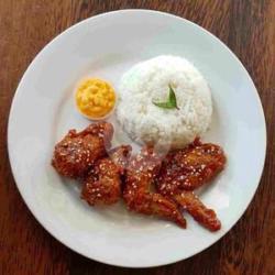 Promo Beli 1 Gratis 1 Korean Spicy Chicken Wings   Nasi