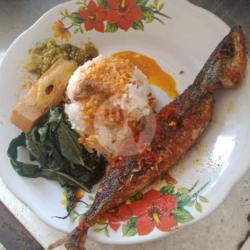 Nasi Ikan Kembung Balado