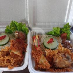 Nasi Ayam Sambel Kremesan