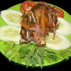 Lalapan Bebek Goreng Nasi