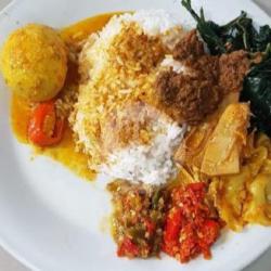 Nasi Telur Kare