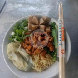 Mie Ayam Pangsit Bakso Sapi ( Halal )