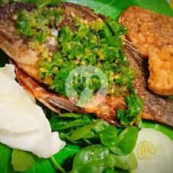 Ikan Mujair Penyet Cabe Ijo   Nasi