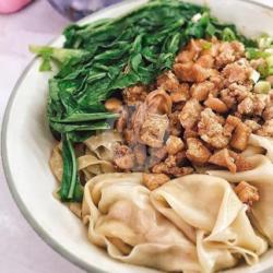 Mie Ayam Pangsit Kuah