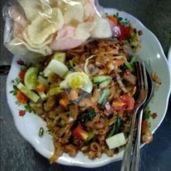 Kwetiaw Ayam Baso Rebus / Goreng