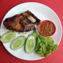 Bebek Bakar   Sambel   Lalap