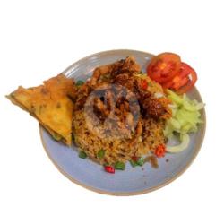 Nasi Goreng Jamur Crispy Saos Black Pepper   Telor Dadar