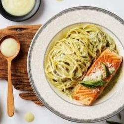 Grill Salmon 50gr   Creamy Spaghetti