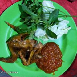 Burung Puyuh   Nasi Uduk   Sambal