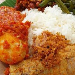 Nasi Rames Ikan Kembung Balado