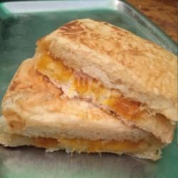 Nastar Cheese Toast