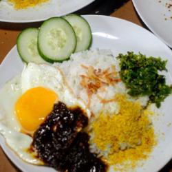 Nasi Telur Bumbu Hitam