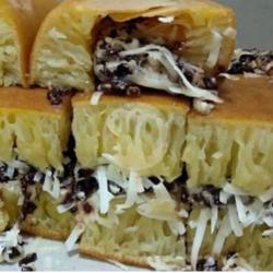 Martabak Manis Super Keju Coklat Kacang Wijen