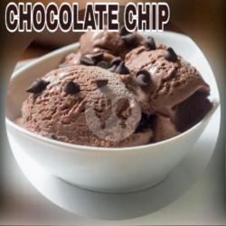 Ice Cream. Chocolate Chip (300 Ml)