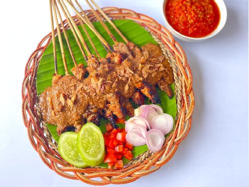 Sate Ajib Jayapura, Jalan Blkg Museum Expo Waena