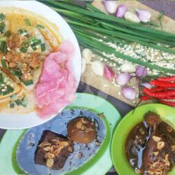 Ketupat Laksa Komplit