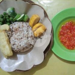Nasi Tutug Oncom (to)