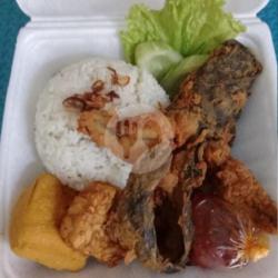 Paket Nasi Lele Terbang Crispy