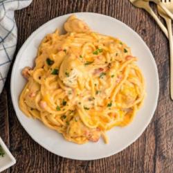 La Signature Spaghetti Creamy Chicken Cheese