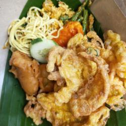 Nasi Campur   Telor Dadar