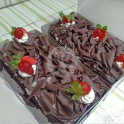 Brownis Topping Coklat Slice