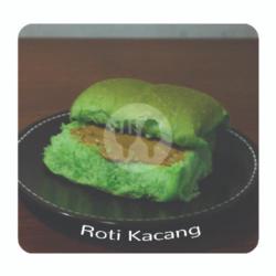 Roti Kadet Kacang Susu