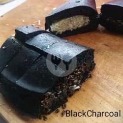 Blackcharcoal, Choco Crunchy