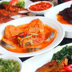 5.nasi   Lkan Tuna Sayur Komplit.es Teh Gratis