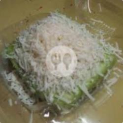 Pancong Alpukat Keju Susu