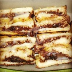 Selai Nanas - Coklat Mesis - Keju