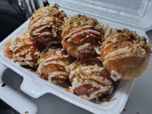 Takoyaki Mams, Depan Alfamidi Bringsu