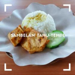 Sambelan Tahu Tempe Nasi