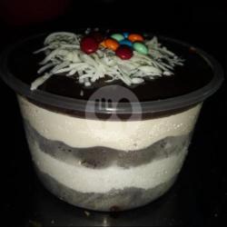 Dessert Tiramisu Coklat 300ml