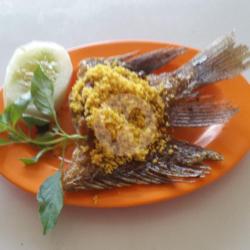 Gurami Goreng Kremes   Nasi