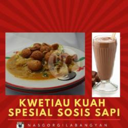 Kwetiau Kuah Sosis   Es Coklat