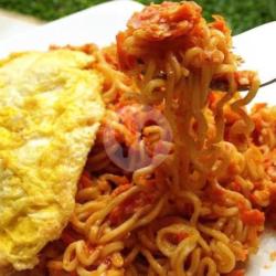 Indomie Telor Super Pedas