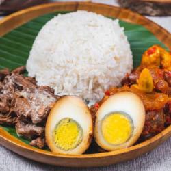 Nasi Gudeg Telur