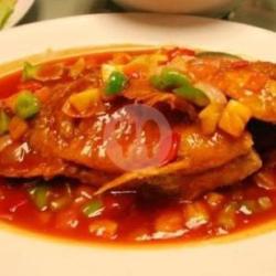 Ikan Kerapu Saus Tiram   Sambal   Lalapan   Es Teh