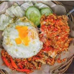 Nasi Ayam Suwir Sambal Geprek Telur Ceplok