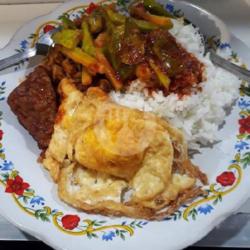 Nasi Rames Telur