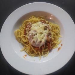 Spagetti Bolognaise   Juice