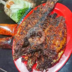 Ikan Pihi Bakar Besar (rica)