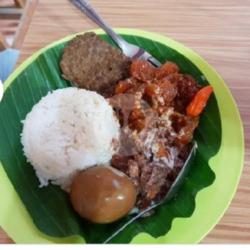 Nasi Gudeg Telor Tempe/tahu Bacem