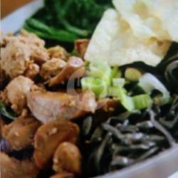 Mie Hitam Ayam Jamur