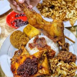 1 Pket Ayam Kampung Super Komplit