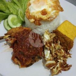 Komplit Ayam Pecel  Telor Matahari/ Dadar