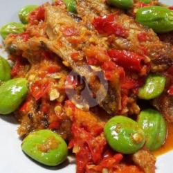 Ikan Asin Petai Balado