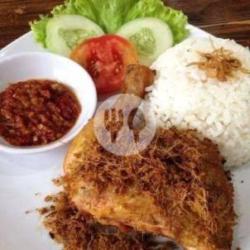 Ayam Lalapan Paha