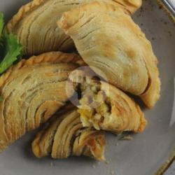 Curry Puff ( Karipap  ) Isi 2