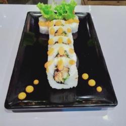 Salmon Skin Roll